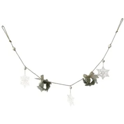 Northlight 4.75-in Snowflake And Frosted Pine Christmas Garland